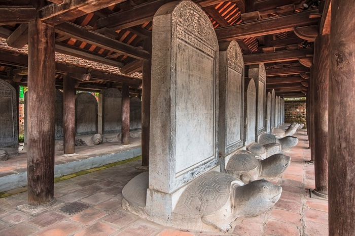 Doctoral stele on back of the turtle